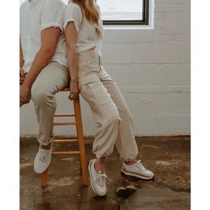 Aritzia TNA Cargo Utility Pant Size 2